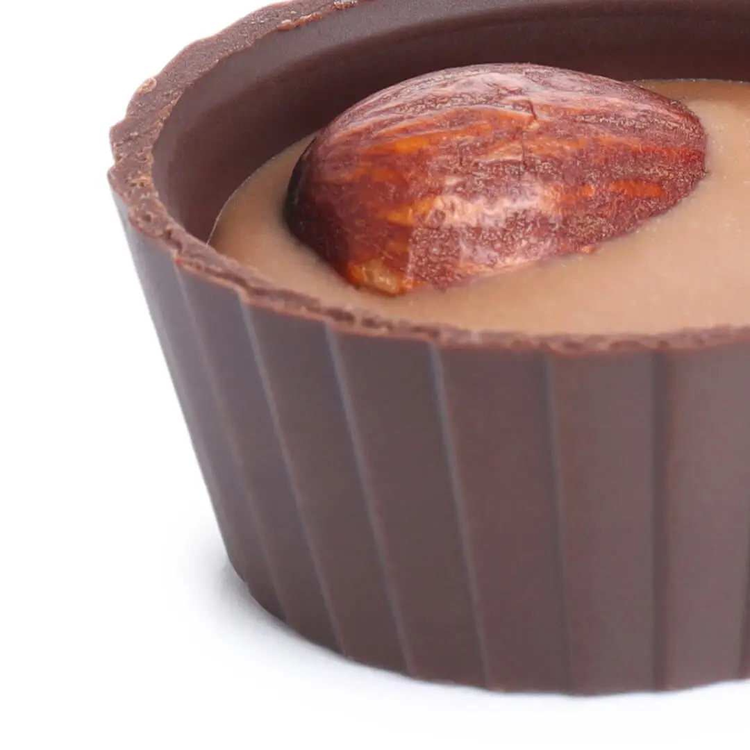 Praline with Nut - Image 2